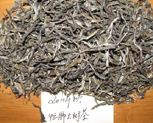 新茶品鉴：2010年忙肺大树茶